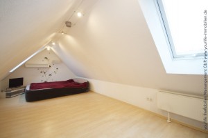 Eigentumswohnung_Kaufbeuren_Dachstudio_ausgebaut