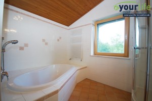 Mindelheim_Zweifamilienhaus_Obergeschoss_Elternbadezimmer2