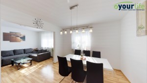 Kernsanierte-Doppelhaushalfte-Augsburg-Wohnbereich